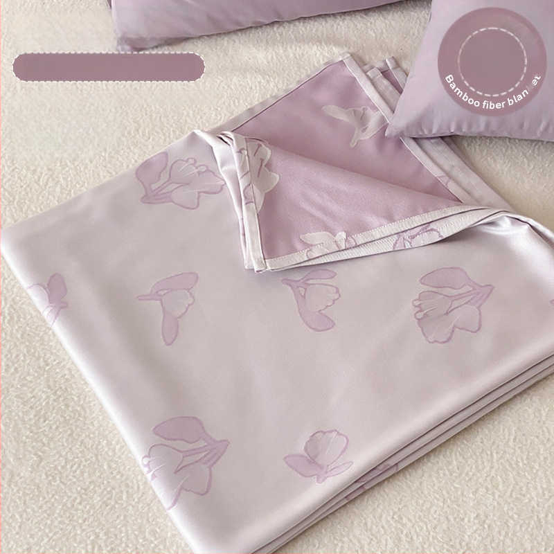 Ljetni pokrivač od bambusovih vlakana, hladenje, s prugastim uzorkom, 50/50 mješavina regenerirane celuloze, 1,1–1,5 kg, reaktivno bojanje