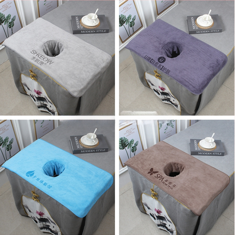 Masažo stalo rankšluostis su skylute, mikropluoštas 100D, svoris virš 200 g, siuvimas, pritaikymas