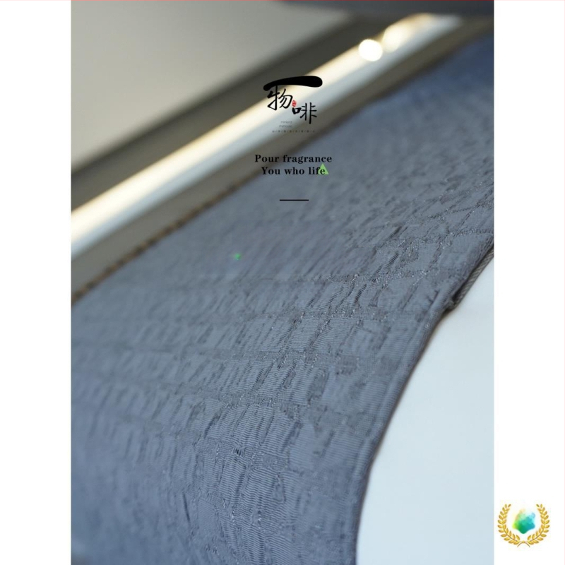 Viešbučio patalynės dekoro komplektas — modernus minimalistinis dizainas, vientisas raštas; Medžiaga: Kita; Raštas: Vienarūšis; Stilius: Kita; Stiliaus pozicija: Viešbutis