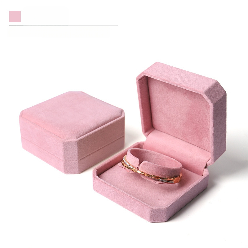 Astoņstūraina velūra juvelierizstrādājumu kaste, kompozītmateriāls, SSJH23, juvelierizstrādājumu iepakojums