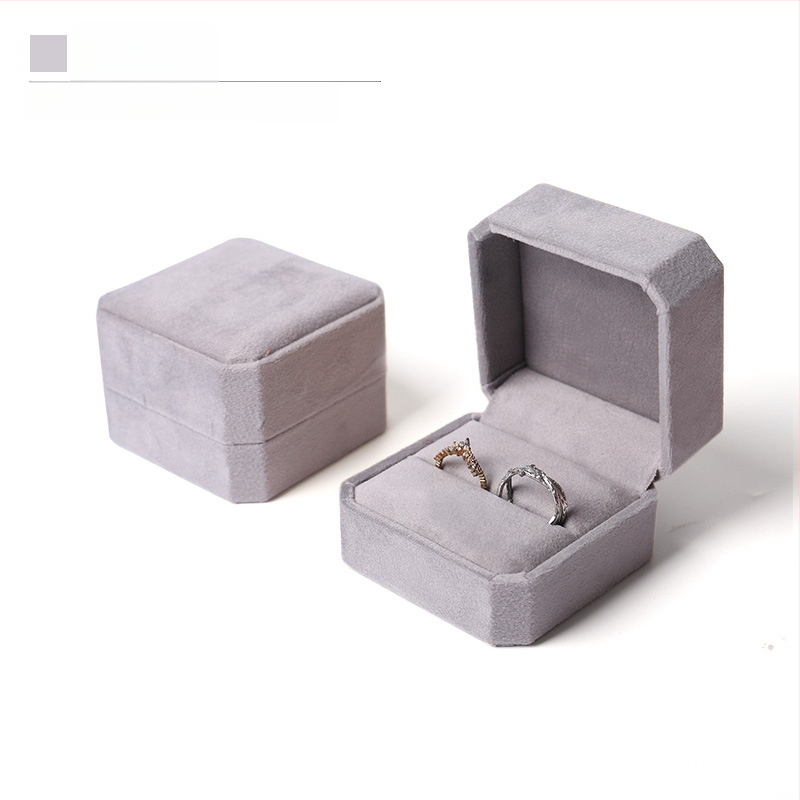 Astoņstūraina velūra juvelierizstrādājumu kaste, kompozītmateriāls, SSJH23, juvelierizstrādājumu iepakojums