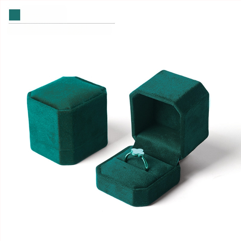 Astoņstūraina velūra juvelierizstrādājumu kaste, kompozītmateriāls, SSJH23, juvelierizstrādājumu iepakojums