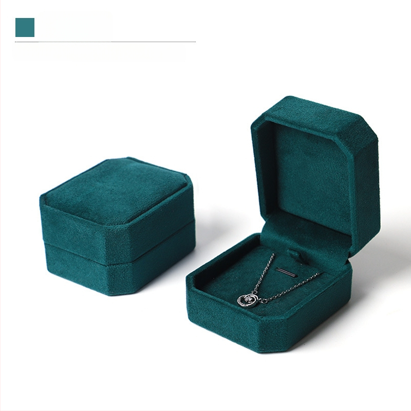 Astoņstūraina velūra juvelierizstrādājumu kaste, kompozītmateriāls, SSJH23, juvelierizstrādājumu iepakojums