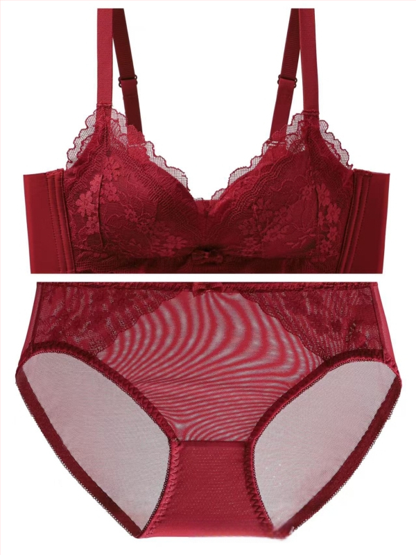 Nėrinių belaidė liemenėlė komplektas, 3/4 kaušelis, Mulberry šilko įdėklas, nugarinis trijų eilučių užsegimas