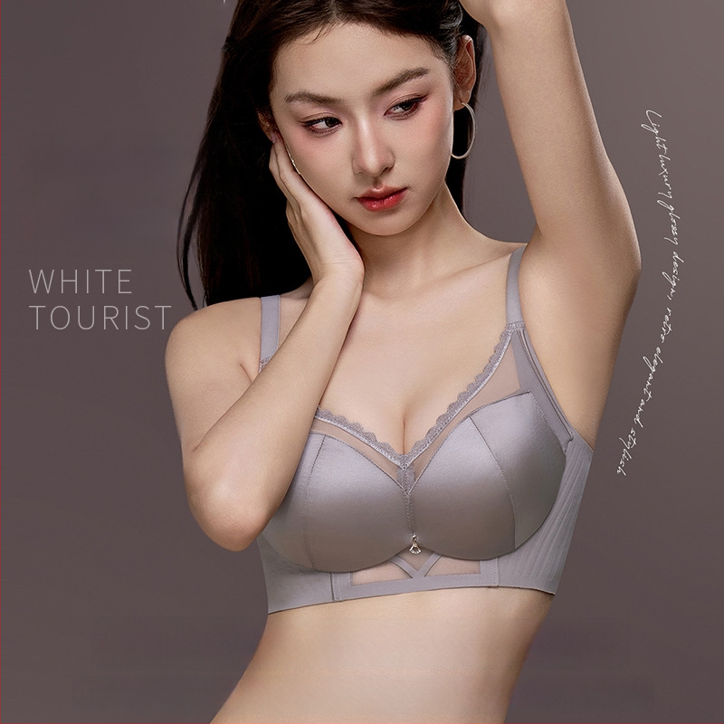 Set de sutien satin, wireless, cu cupă 3/4, efect push-up, închidere spate cu patru rânduri de cârlige