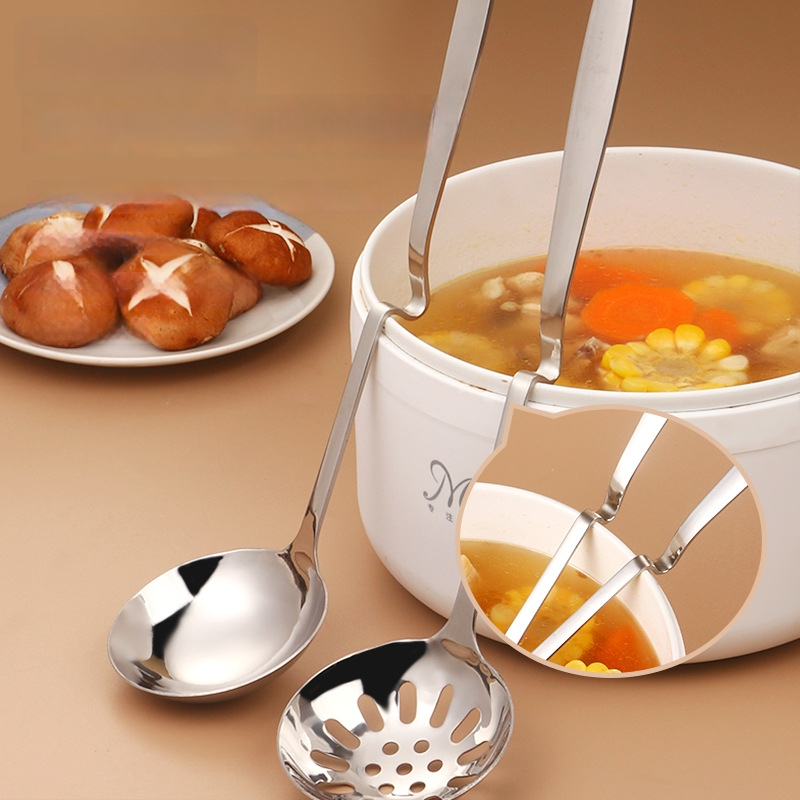 Köögilabidas drenaaživentidega, pikk käepide, roostevabast terasest, kuumuskindel, põletuste vältimine