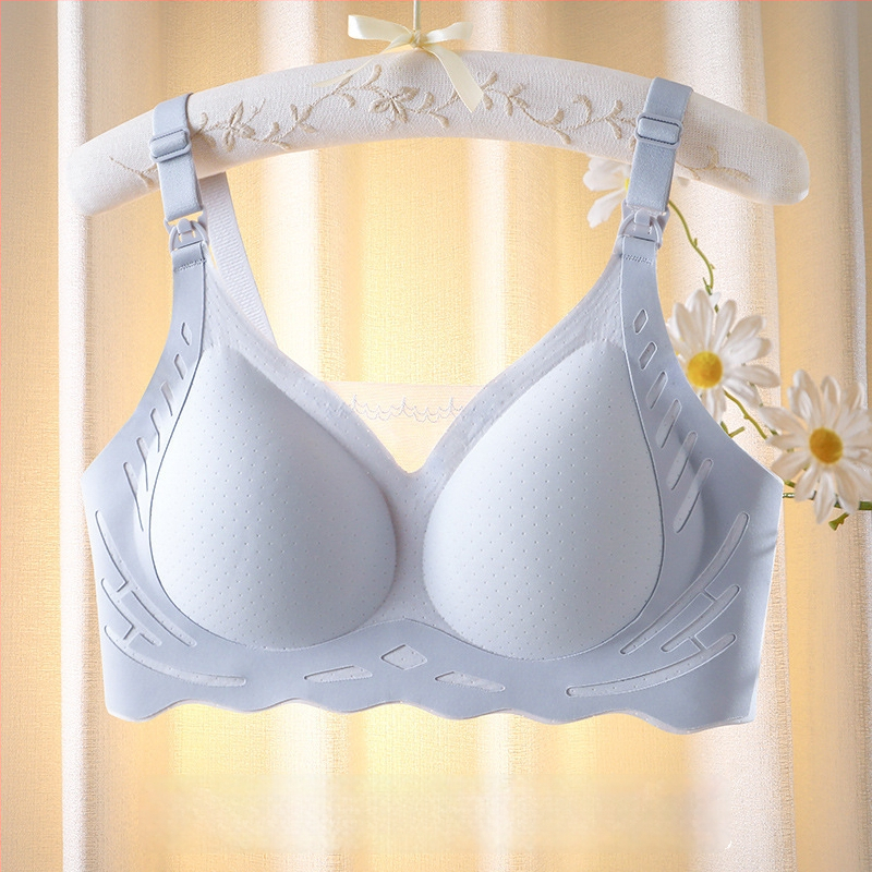 Grudnjak za dojenje s mekom podrškom, najlon materijal, tanke oblikovane košarice, fiksne naramenice, stražnje zatvaranje s četiri reda kukica i očiju