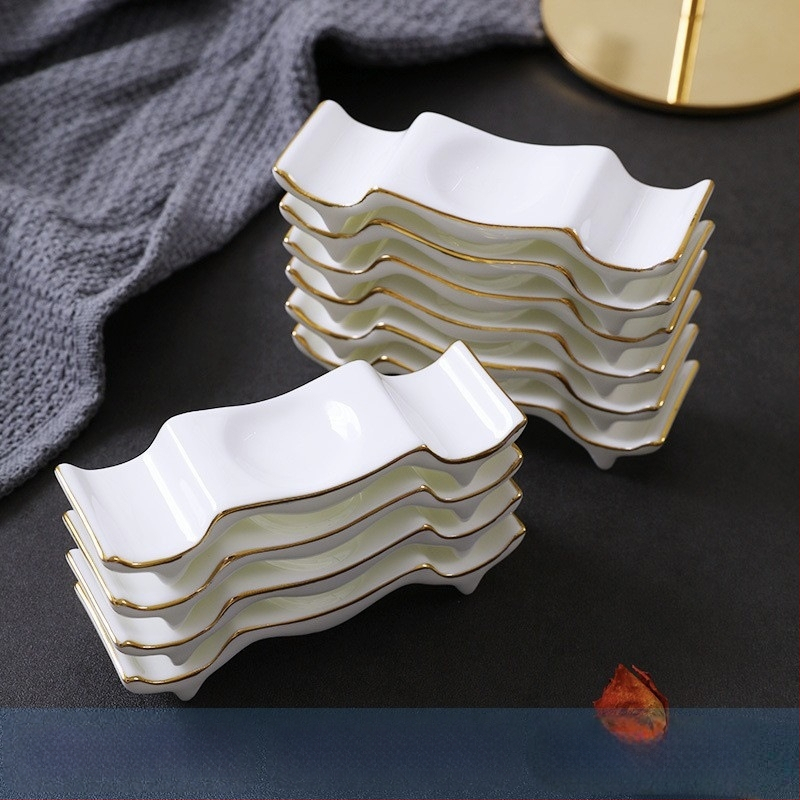 Keraamiline hoidja toidupulkadele ja lusikadele | Bone China üle 36% luupulbrit | Ülemglazuuriga viimistlus | Kohandamine saadaval | Trükitud logo | Pakkimine: kandik