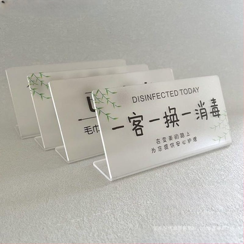 Dezinfekcijas zīmes displeja statīvs – akrils, korejiešu stils, viesnīcām