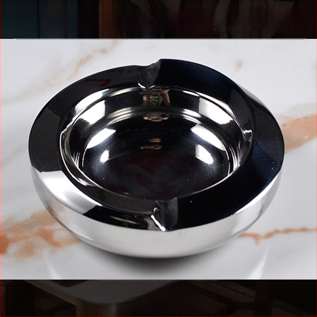 Roostevabast terasest hotellilaua komplekt – poleeritud pind, hiina stiil; baar/ööklubi tarvikud: puuviljaplaat, tuhatoos, jääämber