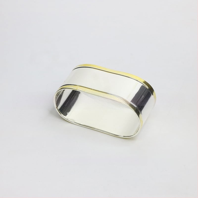 Servetikorõngas, lilleline kahekordne joon, pitsi ääris, vask elektroplaaditud pind, lääne stiil