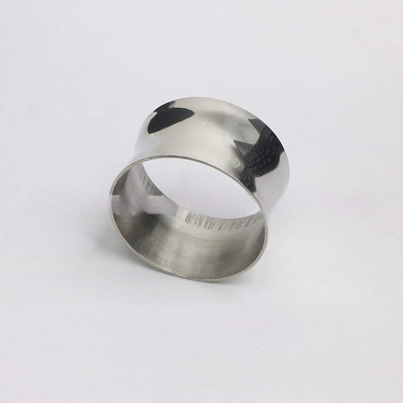 Servetikorõngas, lilleline kahekordne joon, pitsi ääris, vask elektroplaaditud pind, lääne stiil