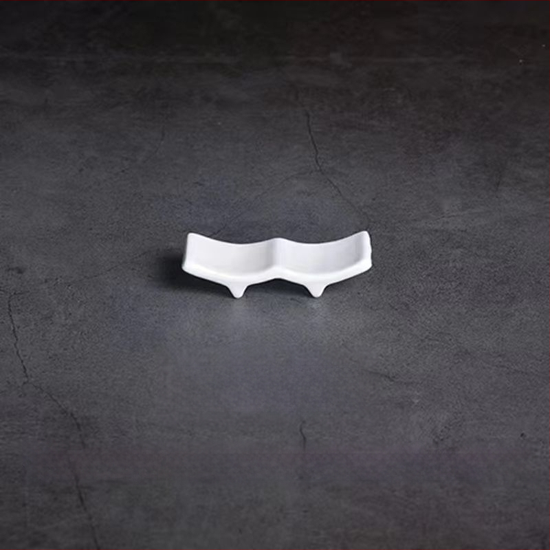 Keraamiline lusikahoidik, 10 tk komplekt, minimalistlik-moderne disain, kahefunktsionaalne kasutus kodus ja hotellides