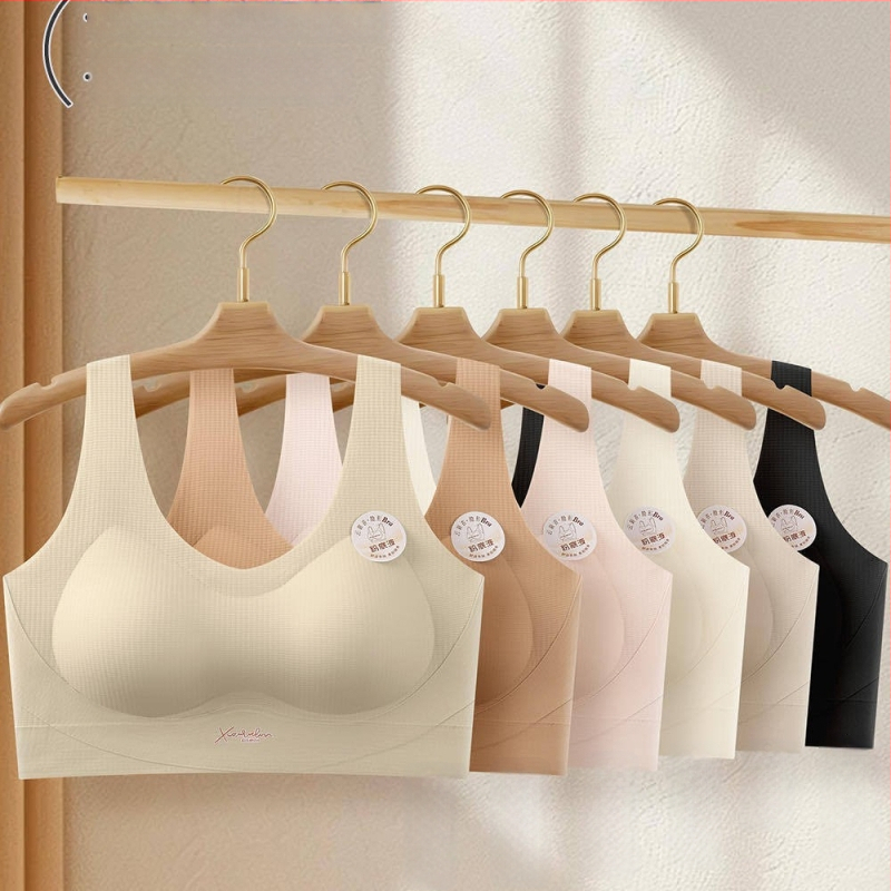 Nailoninė nugaros formuojanti camišolė liemenėlė su 3/4 plono formuojančio puodelio iš putų, be užsegimo, fiksuotos dvigubos petnešos; be siūlių, kvėpuojanti, nematoma, patogi