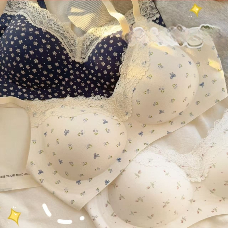 Сутиен от найлон: 3/4 чашка, тънко оформена чашка, фиксирани презрамки, задно три-редово закопчаване