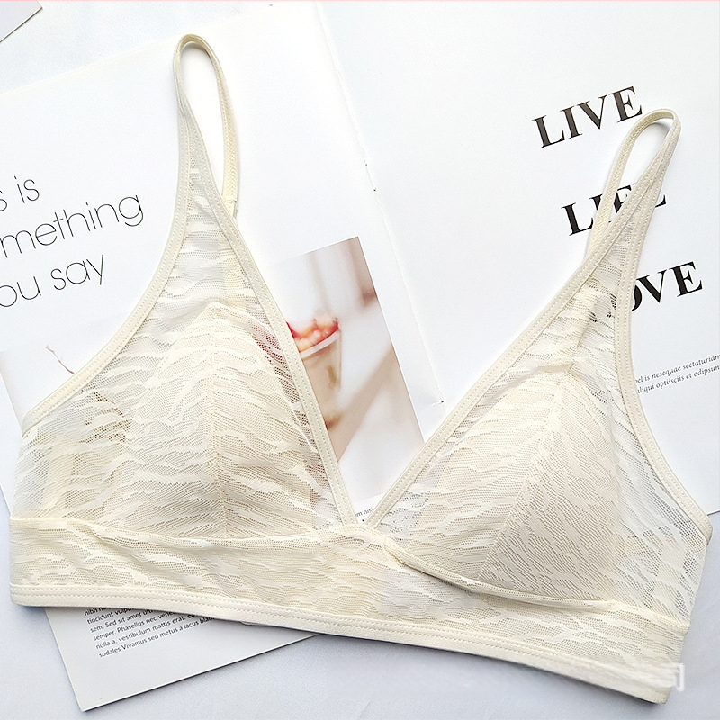 Prancūziško stiliaus belaidė tinklinė liemenėlė, 3/4 kaušeliai, plonos formuojančios kaušelius, fiksuotos dvigubos petnešėlės, nugaros trijų eilių uždarymas