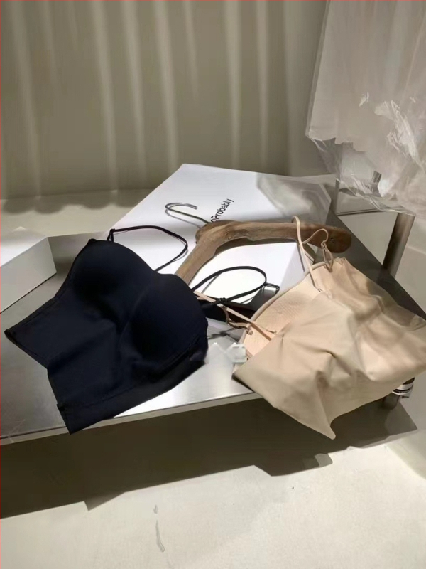 Metwo konvertuojama liemenėlė su nuimamomis dvigubomis petnešėlėmis, pilnas kaušelis, plonas formos kaušelis, liemenėlių stilius, nailonas