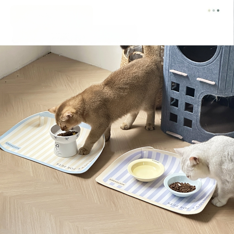 Nahkline toidulaualune koerale