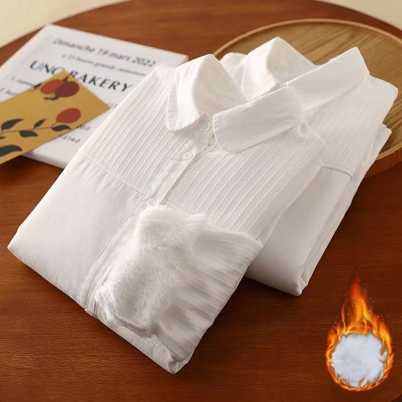 Medvilniniai marškiniai, vienos spalvos, apykaklė su reveriu, ilgos rankovės, sagų eilė, literatūrinis retro stilius, žiemos kolekcija 2025