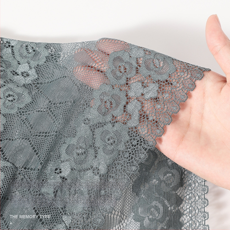 Plus dydžio aukštos liemens nėrinių kelnaitės su atvira gėlių raiška, kvėpuojančios, nailonas 90% su medvilnine įdaila 90%