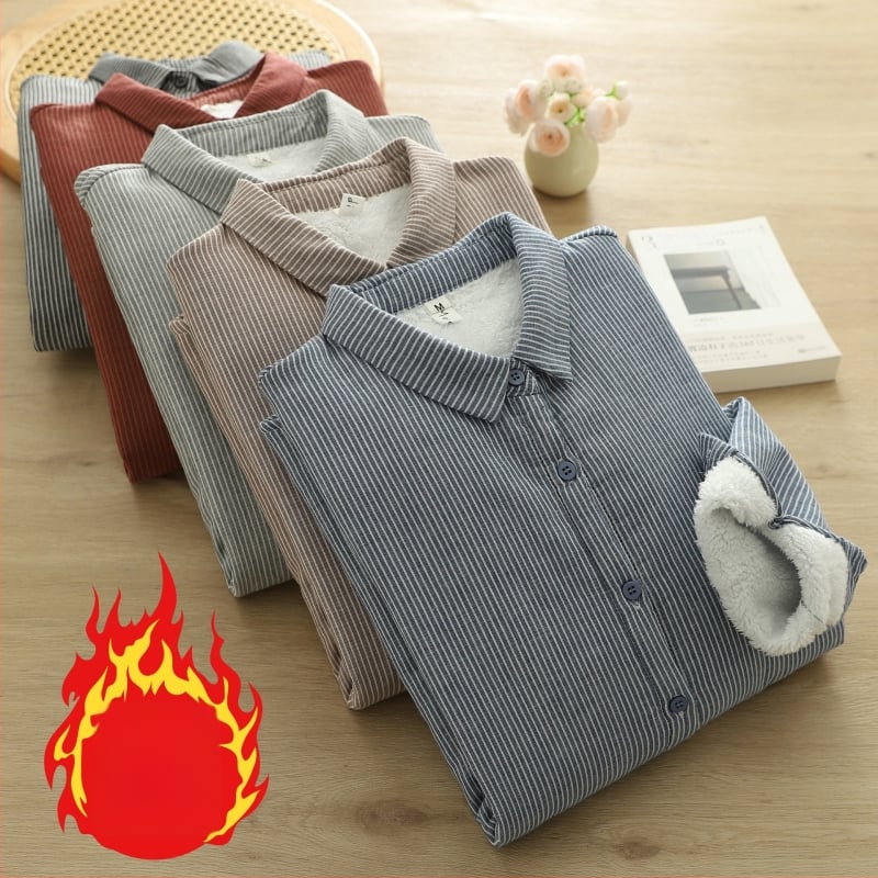 Moteriška dryžuota medvilninė palaidinė su ilgomis rankovėmis, klopa apykaklė, įprastas kirpimas, priekyje sagos (80-90% medvilnės)