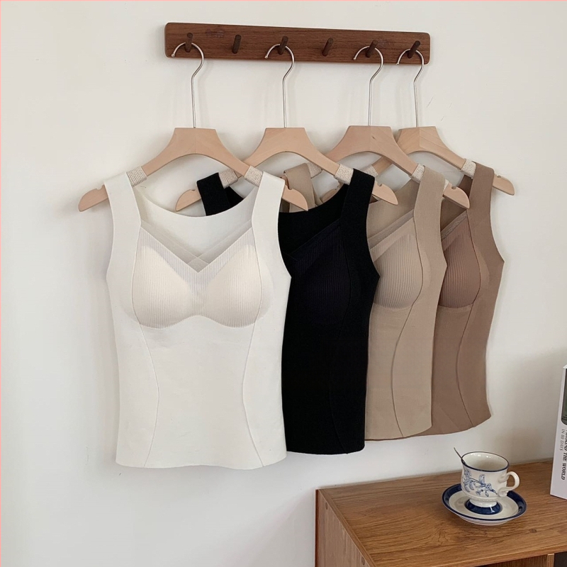 Női termális mellény beépített melltartó-csészével és mellkas párnázattal; nejlon anyag; meleg; V-nyakú; vastag egyrétegű