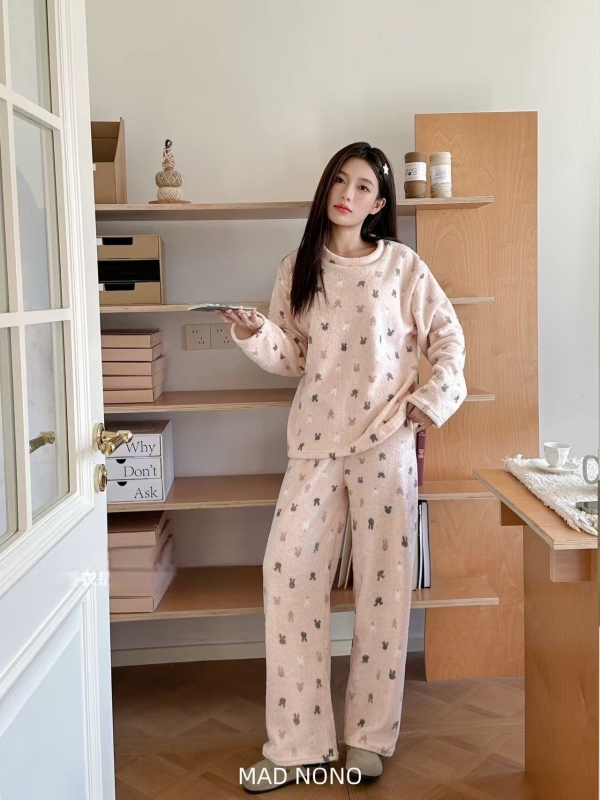 Ženski kućni komplet pidžama, okrugli izrez, dugi rukavi, poliester, 251-300 g/m², 90-95% poliester, jesen-zima