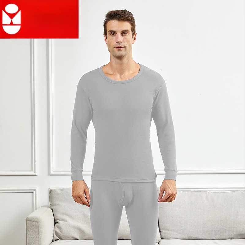 Vyrų medvilninis šilto apatinio komplektas su vidutiniškai aukštu kaklu, laisvas kirpimas, viengubas sluoksnis, ekstra storas audinys 301–350 g/m², 100% medvilnė pamušalas, skirtas vyresniems vyrams.