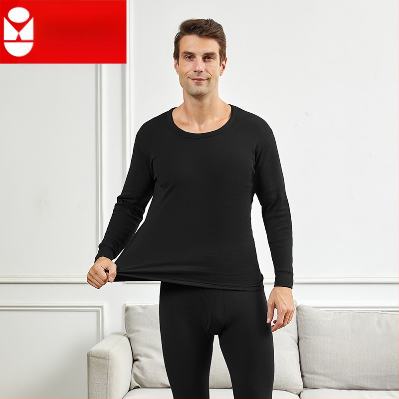 Vyrų medvilninis šilto apatinio komplektas su vidutiniškai aukštu kaklu, laisvas kirpimas, viengubas sluoksnis, ekstra storas audinys 301–350 g/m², 100% medvilnė pamušalas, skirtas vyresniems vyrams.