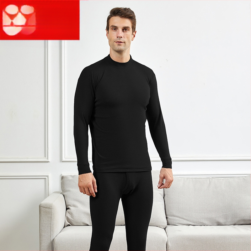 Vyrų medvilninis šilto apatinio komplektas su vidutiniškai aukštu kaklu, laisvas kirpimas, viengubas sluoksnis, ekstra storas audinys 301–350 g/m², 100% medvilnė pamušalas, skirtas vyresniems vyrams.