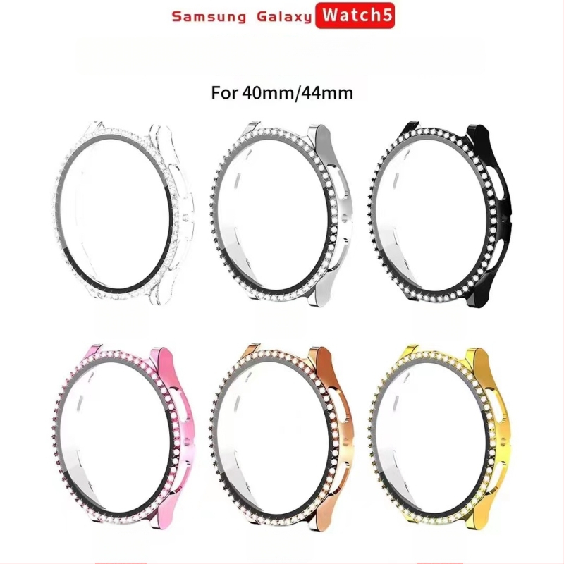 Išmaniojo laikrodžio dėklas su vienos eilės deimantais ir integruota stiklo ekrano apsauga — silikonas, suderinamas su Samsung Galaxy Watch 5/6