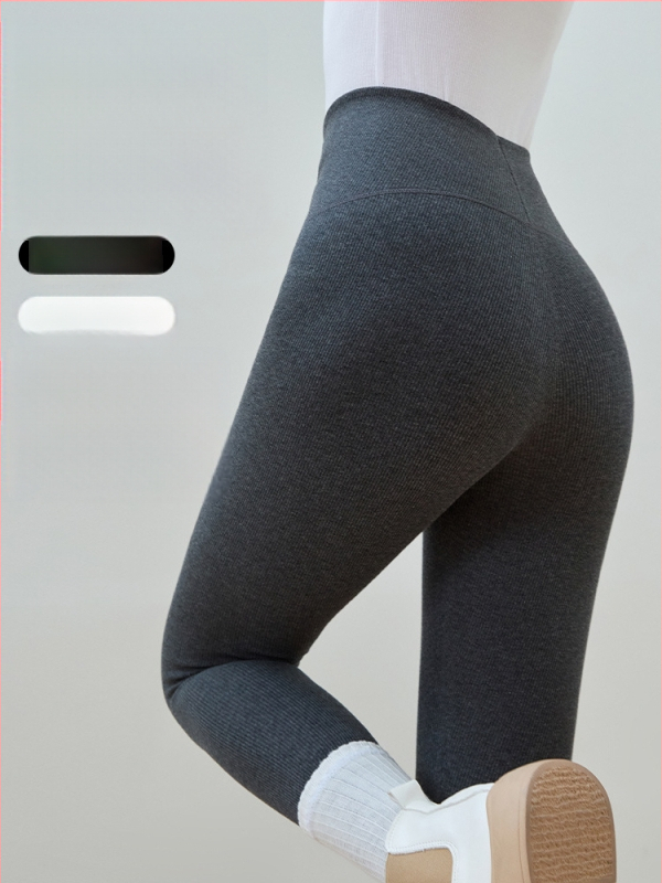 Bezšivne pamučne legice s fleece podstavom i prugastim uzorkom, duljina 9/10, debele, visoko elastične (pamuk-spandeks smjesa; pruge)