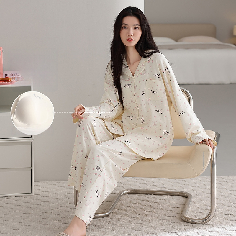100% pamut pizsama szett melltámasz betéttel, hosszú ujjú, reveres gallérral, nadrággal, lélegző és kényelmes otthoni viselet