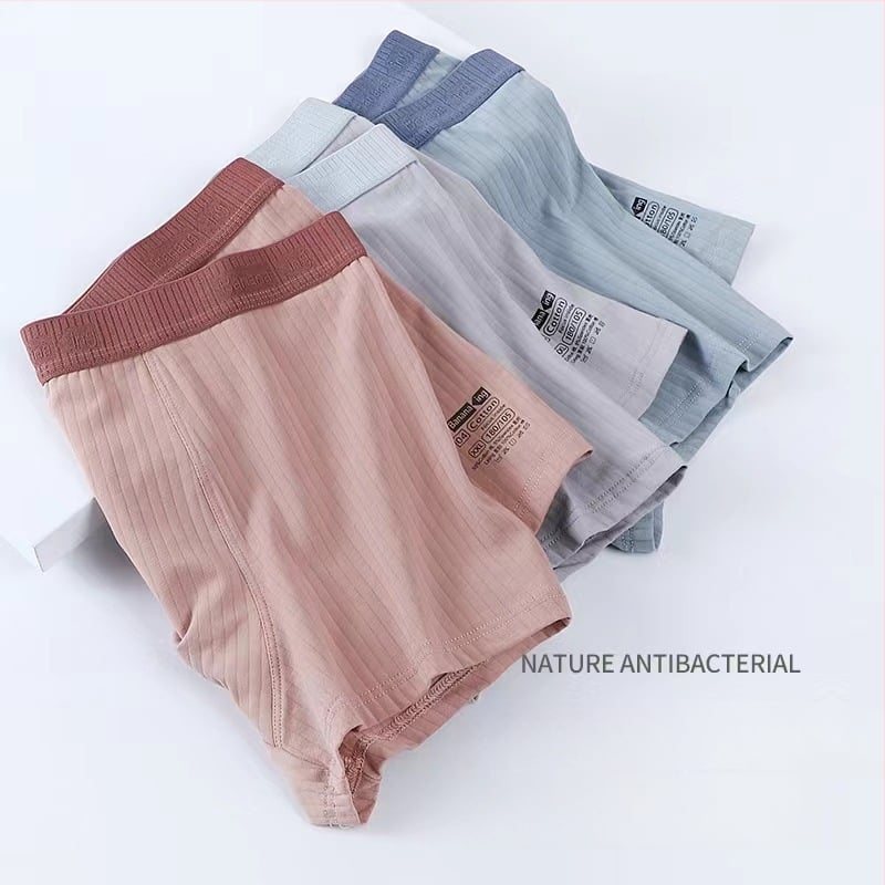 Muške pamuk bokserice, prozračne, pleteni materijal, srednji struk, jednobojni uzorak