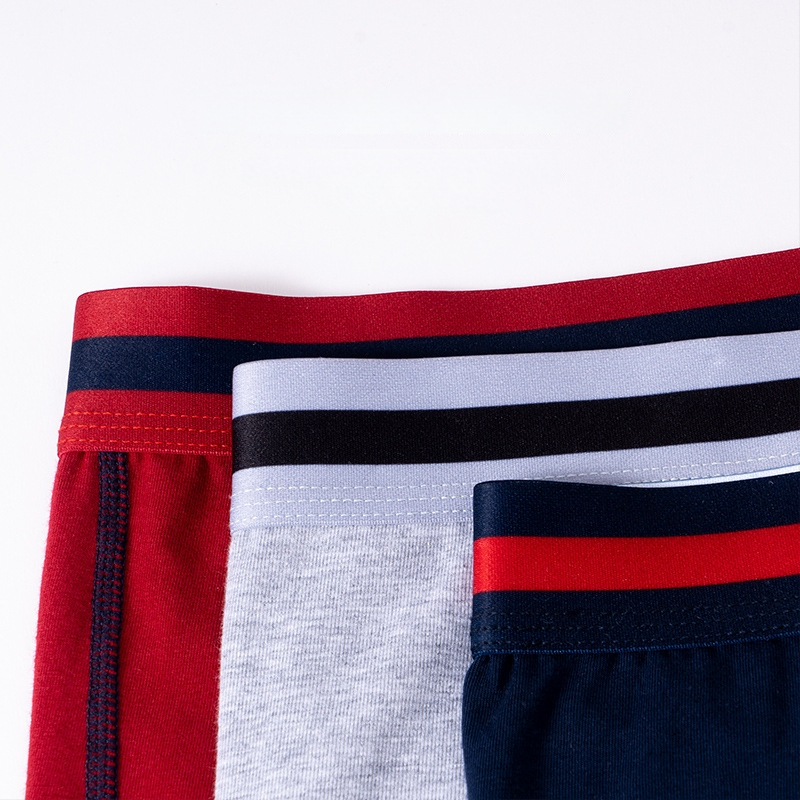 Muške bokserice od pamuka, prozračne, srednje visine struka, jednobojni dizajn, glavni materijal 95% pamuk