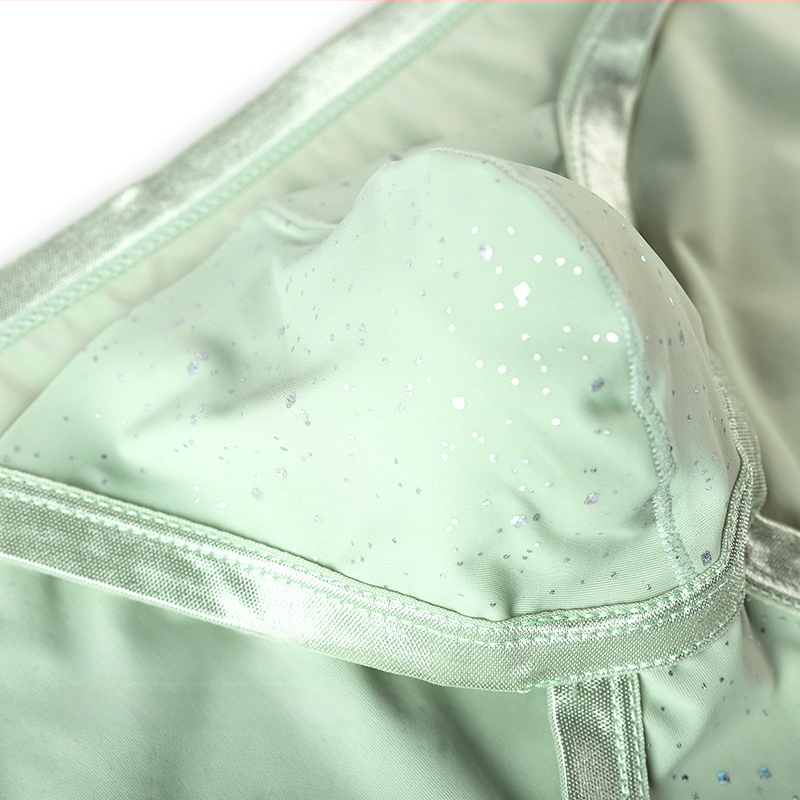 Muške briefs s G‑krojem, prozračni najlon (80–90%), U‑vrećica, niski struk, pleteni materijal