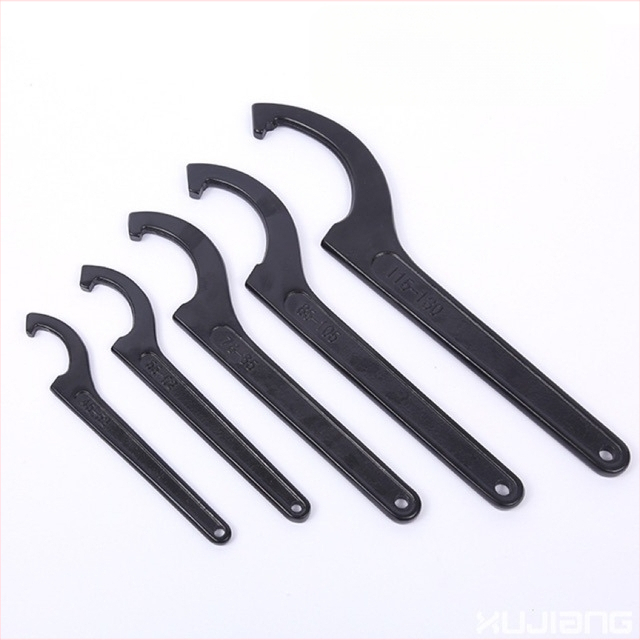 Kablyno galvos pusmėnulio formos veržlė, smūgiams atsparus santechnikos remonto įrankis vandens skaitiklio dangčiui; Medžiaga: 45# plienas; Dizainas: šoninė skylė apvaliajai užkurnei