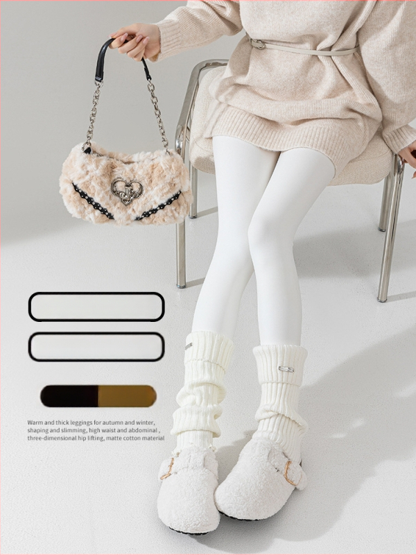 Siltas neilona zeķes ar flīša iekšējo odere sievietēm – siltas, viendabīgs raksts, neilona saturs 70–80%