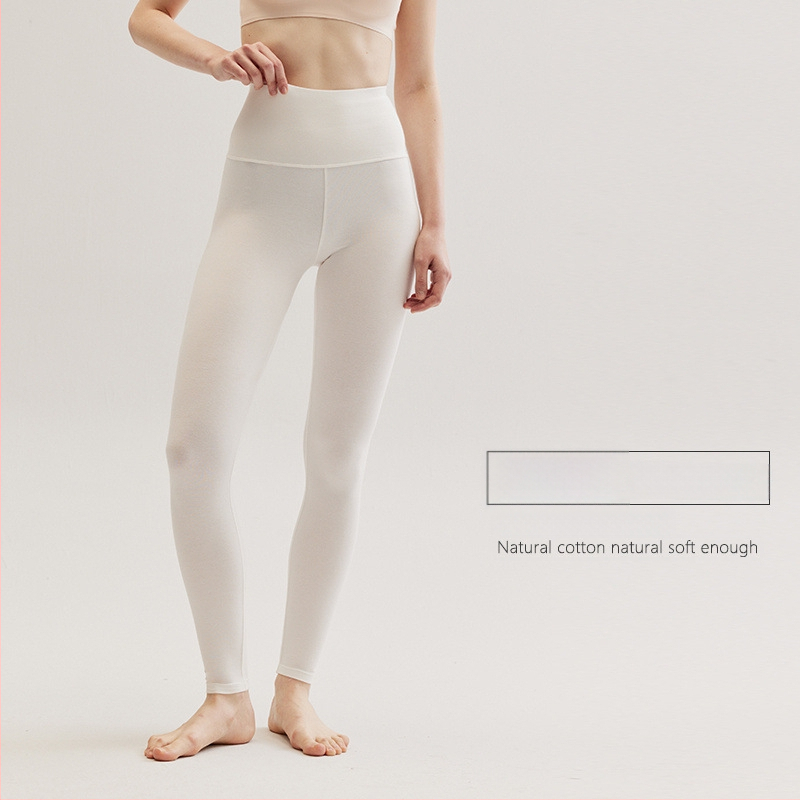 Moterų medvilnės pamatas komplektas: topas su pusiau aukštu kaklu ir ilgomis rankovėmis bei ilgos kelnės, 90–95% medvilnė, 181–200 g/m², šilta, anti-statistinė, anti-piling, vieno sluoksnio