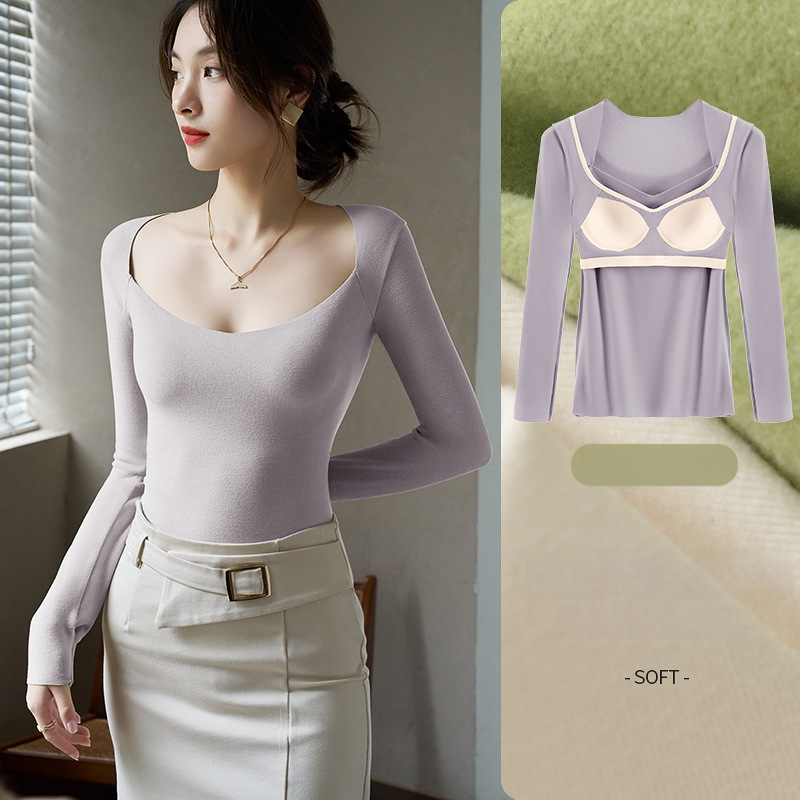 Moteriškas šilumos apatinių komplektas su V kaklu ir įmontuotu krūtinės pagalviu; viskozės audinys; velvetinė įdėklė; storis 251–300 g/m²