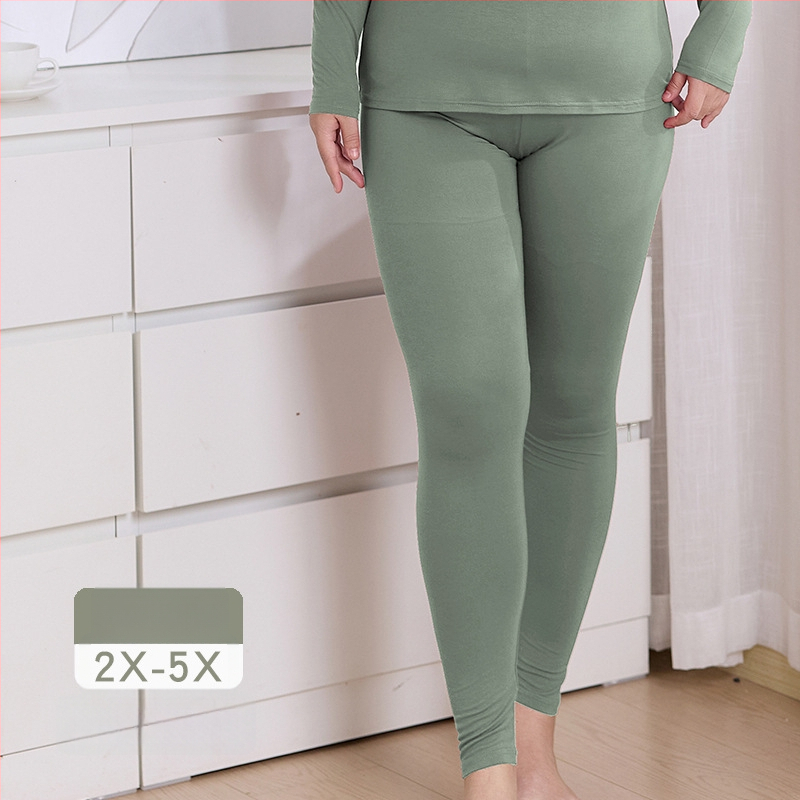 Moterų rudens termo komplektas iš Modal (viskozės), pagrindinis audinys 95% Modal, įdaila Modal 90%, plonas, siauras kirpimas, pagrindinis sluoksnis