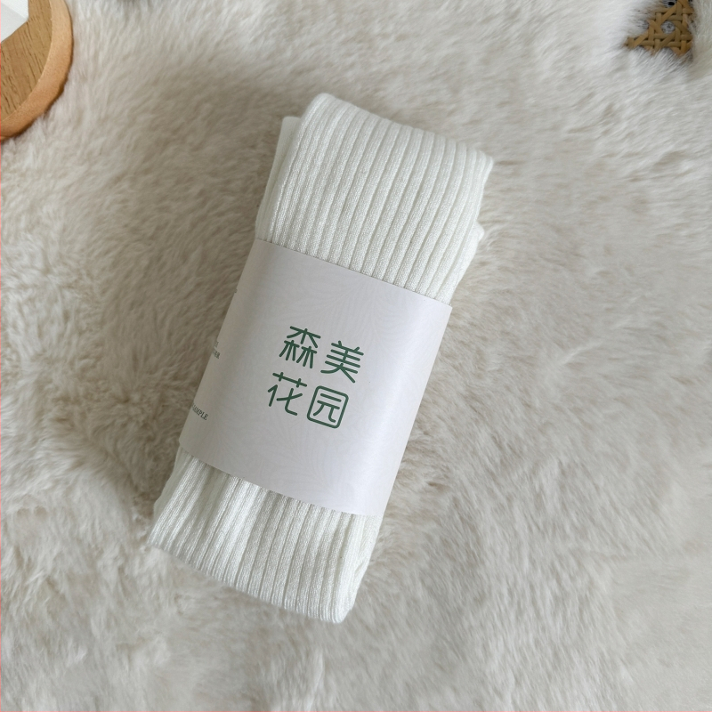 Colanți din lână, croială ce conturează silueta, grosime medie, lungime integrală, anti-fricțiune