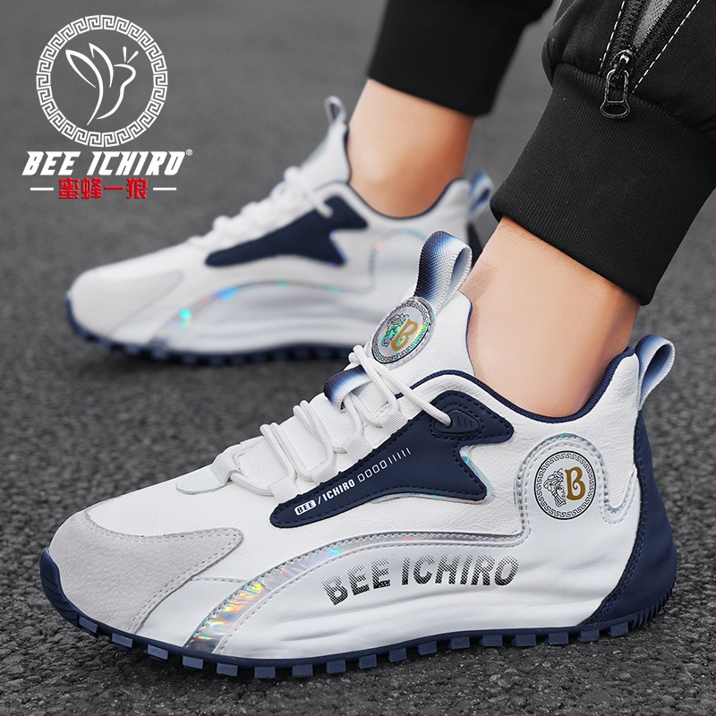 Unisex kedai su storesne padu, viršus iš tikros kiaulienos odos, gumos padas, 3-5 cm kulnas, raišteliai