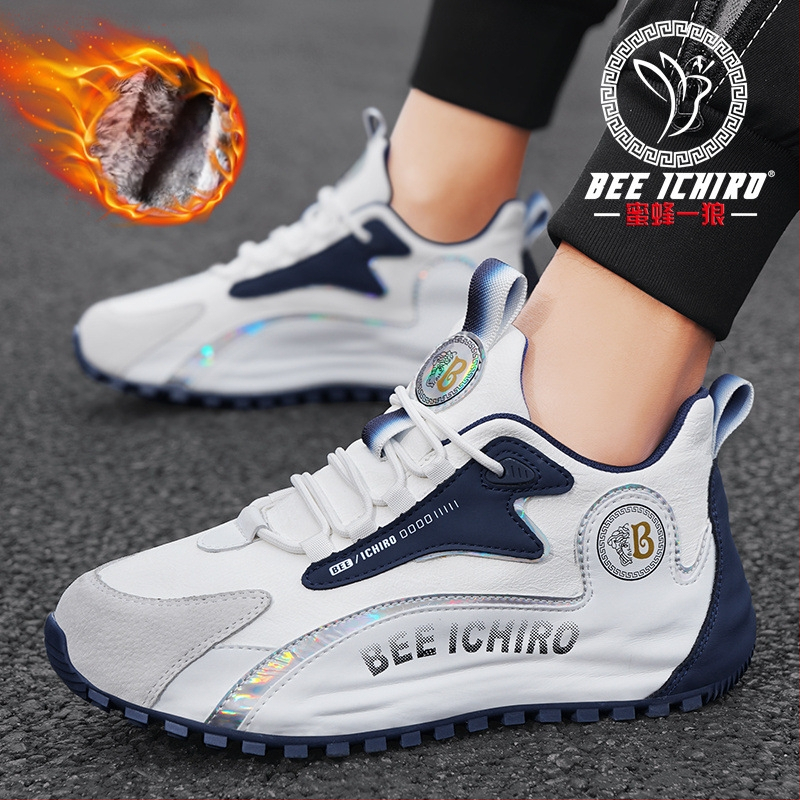 Unisex kedai su storesne padu, viršus iš tikros kiaulienos odos, gumos padas, 3-5 cm kulnas, raišteliai