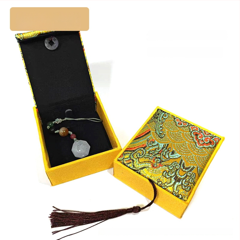 Pendentes kaste - auduma materiāls, juvelierizstrādājumu iepakojuma kastīte, piemērota kaklarotai/pendantam, zīmols Fuxing