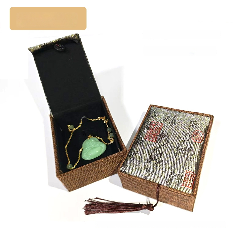 Pendentes kaste - auduma materiāls, juvelierizstrādājumu iepakojuma kastīte, piemērota kaklarotai/pendantam, zīmols Fuxing