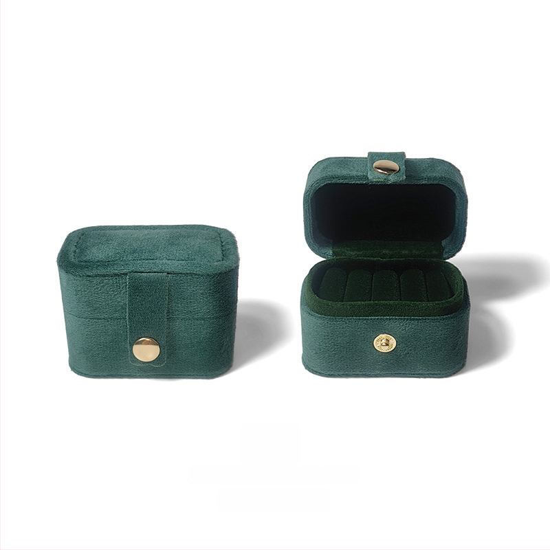 Maza rotaslietu uzglabāšanas kārba gredzeni un auskariem – kvadrātforma, rīsu velūrs, iepakojums pārdošanai, izcelsme Dongguan, Ķīna