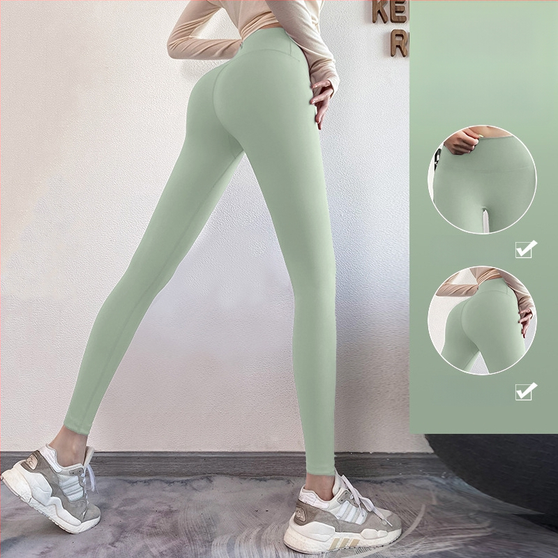 Naiste tihedad fitnesspüksid – Ühtne muster, Polüesteri segu (82,5% polüester), Vooder polüester; Sobib jooksmisele, treeningutele ja rattasõidule