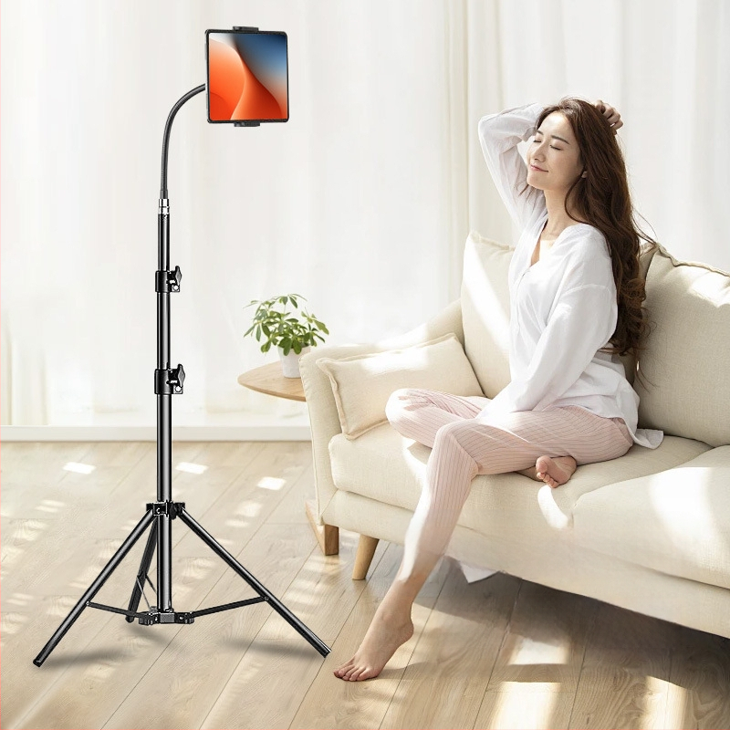 Podlahový stojan s klipom na telefón/tablet, voľne nastaviteľný, ABS+kovová konštrukcia, nosnosť až 2 kg