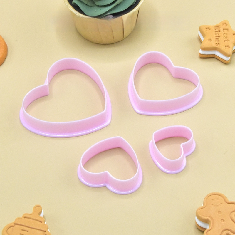 Сърцевидна формичка за сладки - PP пластмаса, форма: сърце, модел за печене